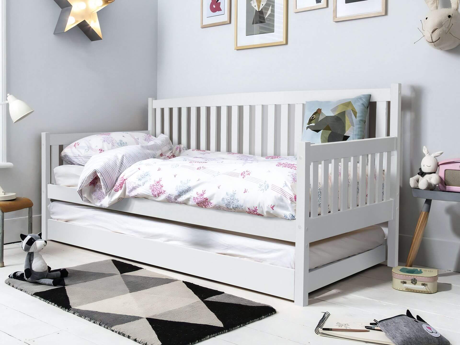 Maximizing Storage with Beds: The Best Storage Bed Options for Every R ...