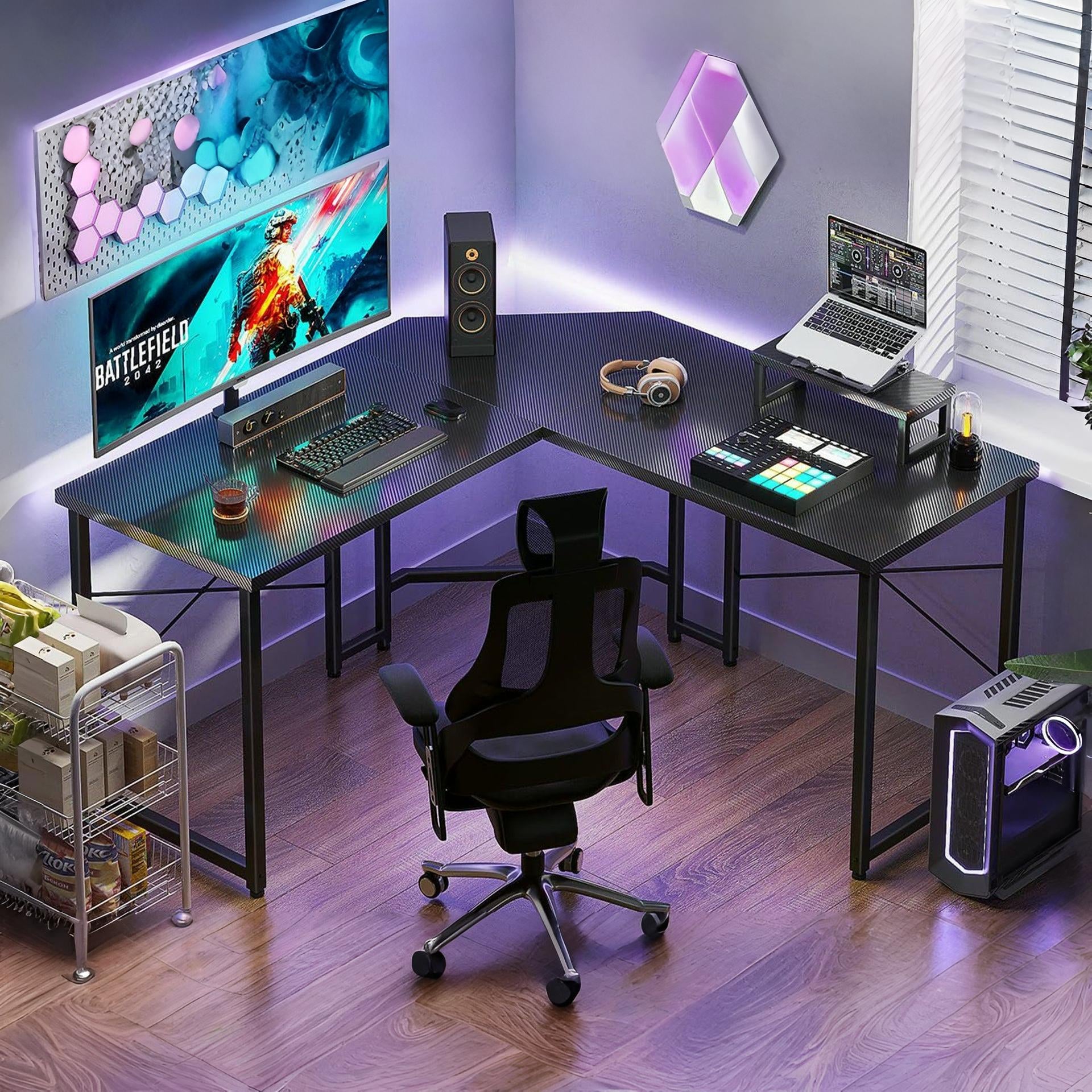 Marcus Gaming Corner Desk - Carbon Black – Treasurebox