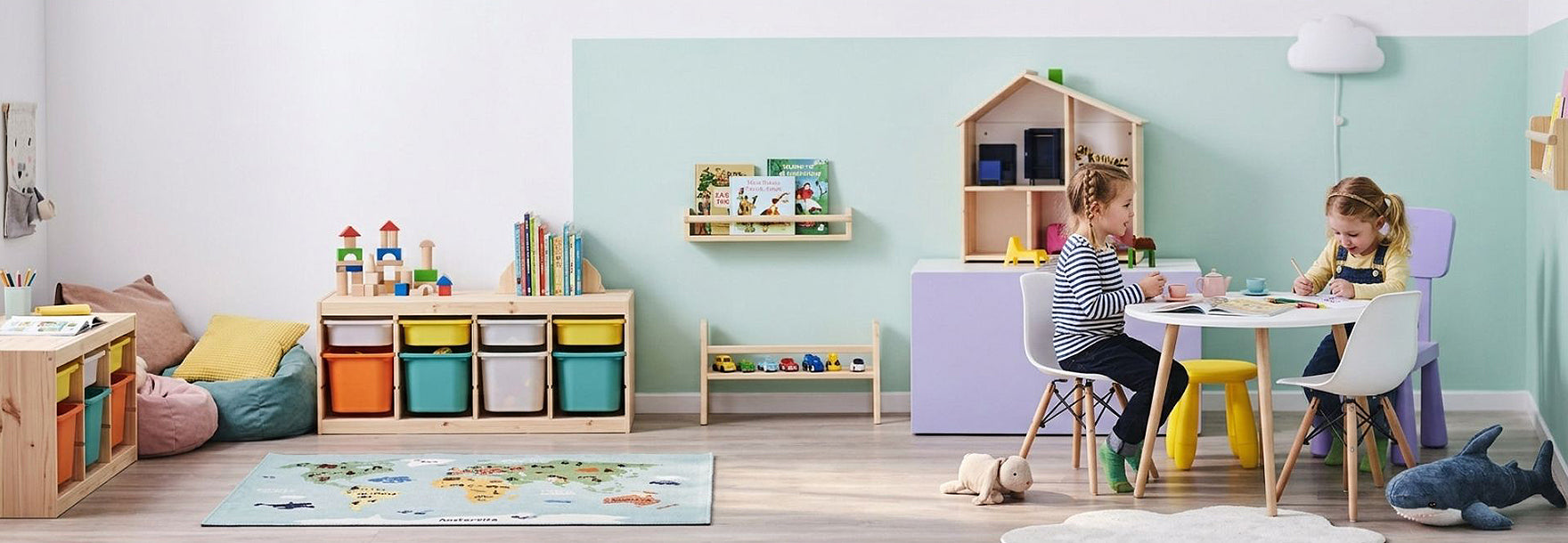 Kids Table & Chairs