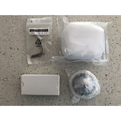NETGEAR Arlo Wire-Free Indoor/Outdoor HD Security Camera