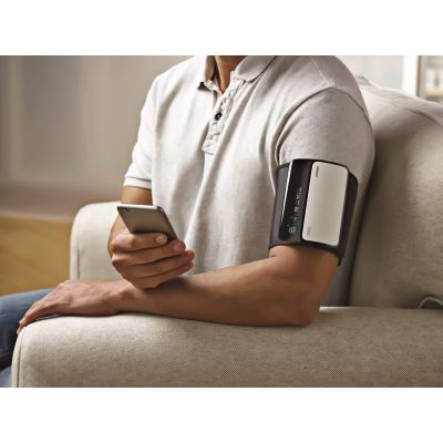 Omron Evolv Bluetooth Wireless Upper Arm Blood Pressure Monitor