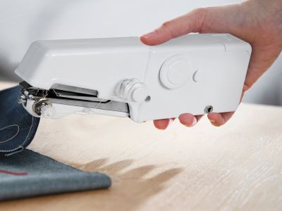 Hand Held Sewing Machine Mini Sewing Machine