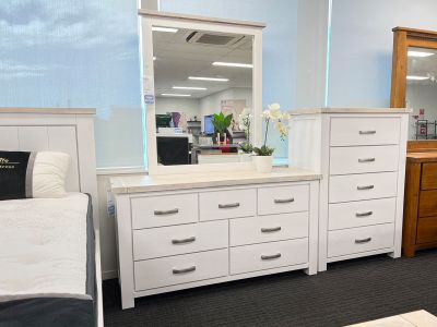 Aurora Solid Wood 7 Drawer Dresser - White