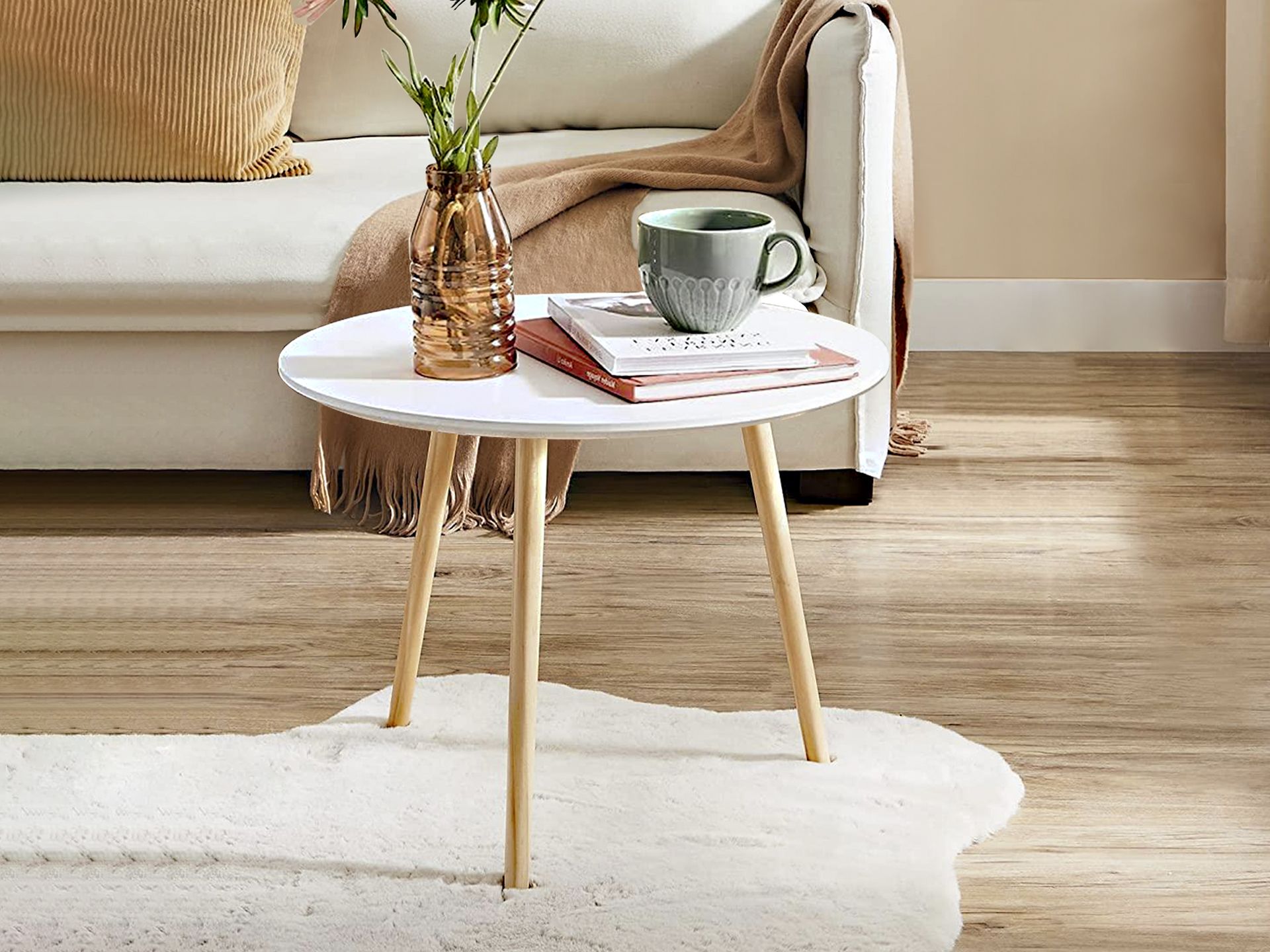 Small round deals coffee table white