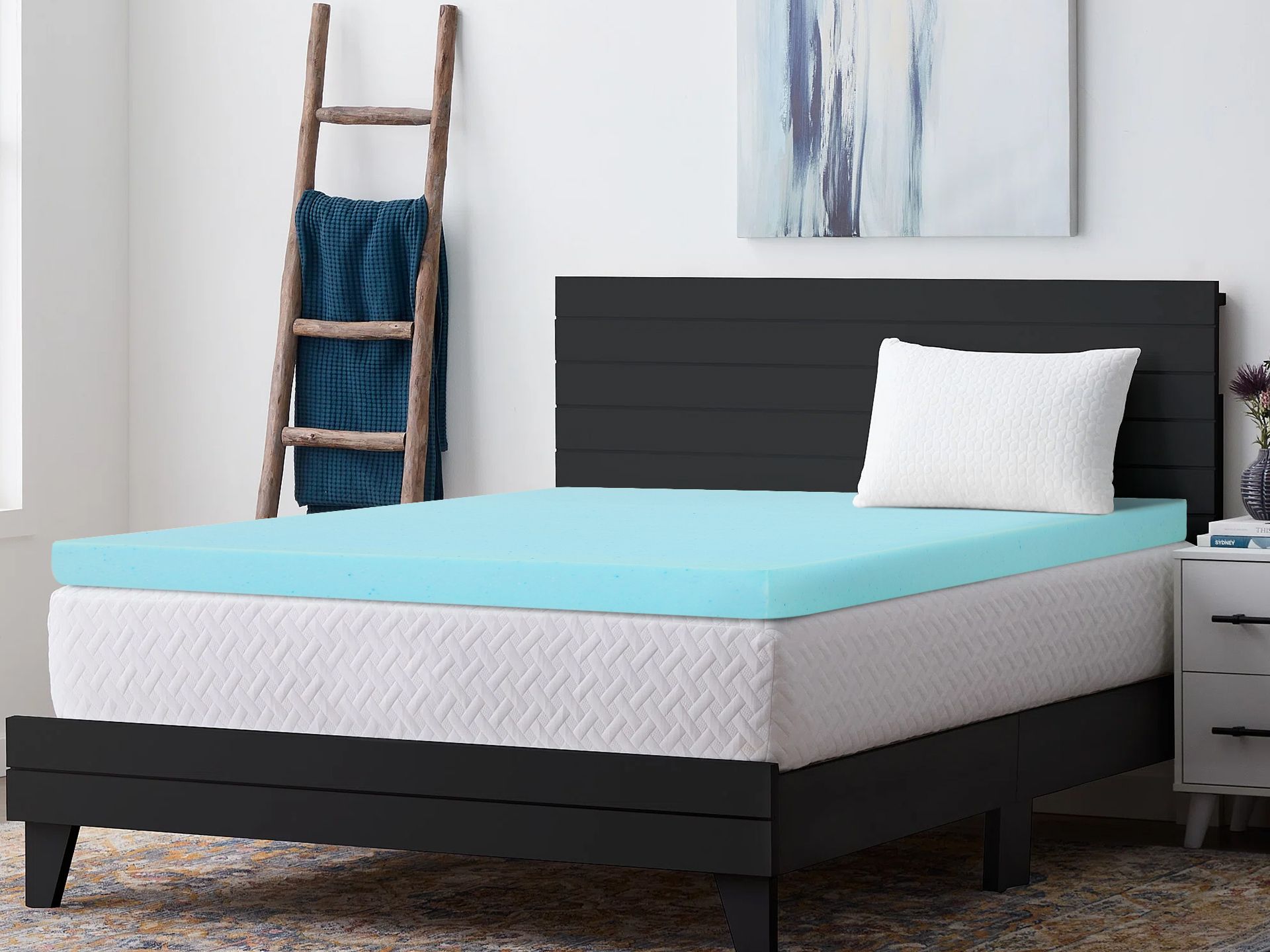 Plush memory outlet foam mattress queen