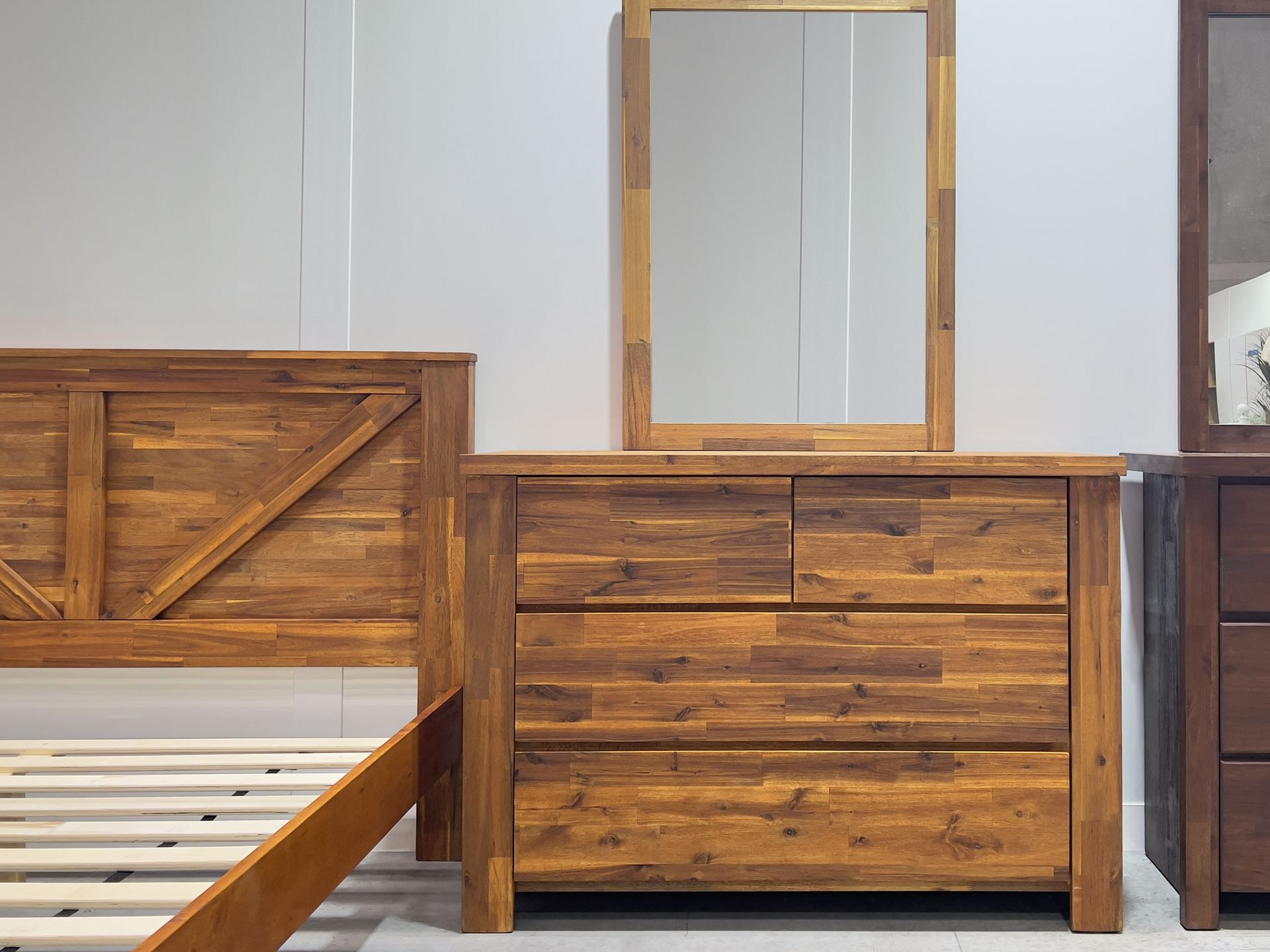 4 drawer shop dresser solid wood