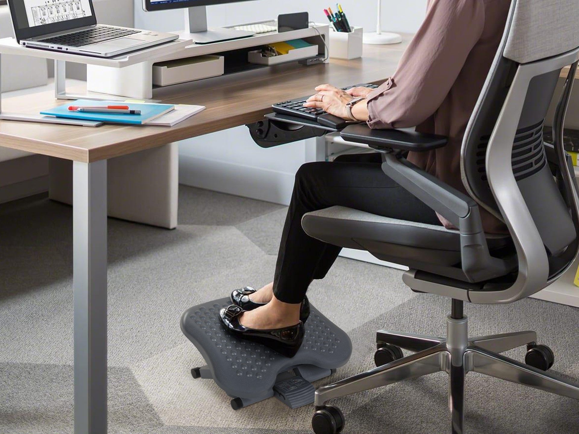 Under Desk Foot Rest Compact with Massage Function Adjustable